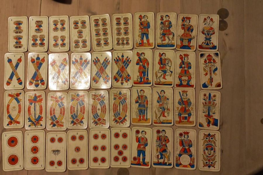 Alte Spielkarten (verschiedene, komplett) - Bild 4