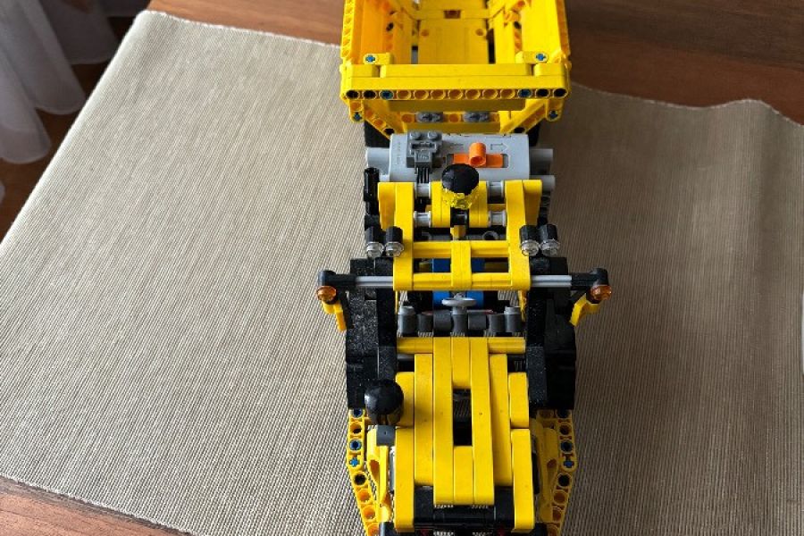 Lego Technic Knick-Laster (Dumper) - Bild 2