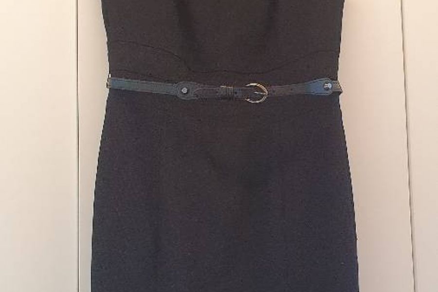 Etuikleid der Marke Comma mit Blazer in GR EU 34 IT 38 um 20€ - Bild 2