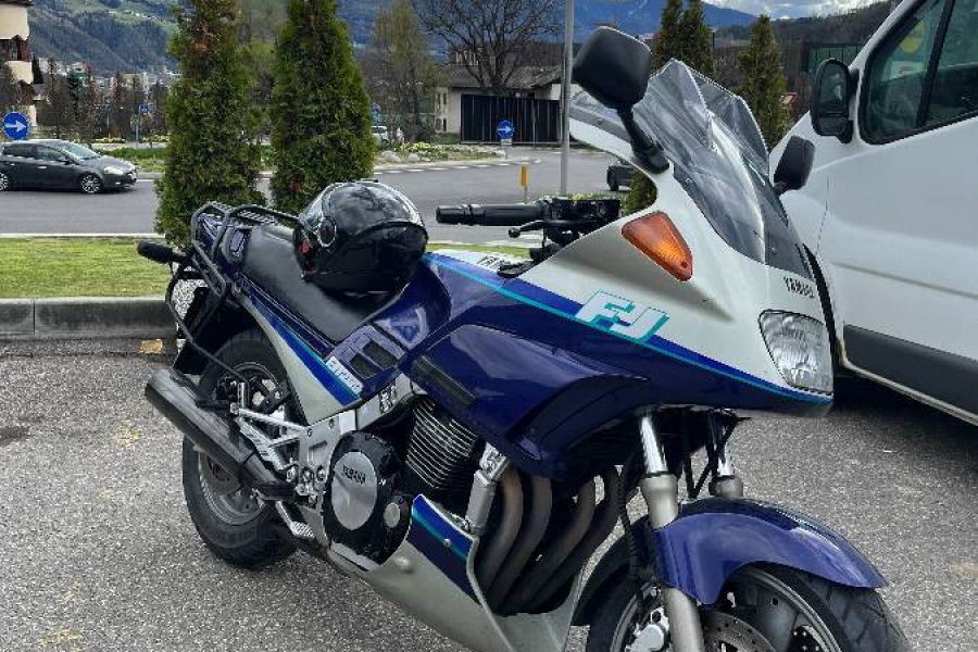 Yamaha FJ 1200 - Bild 1