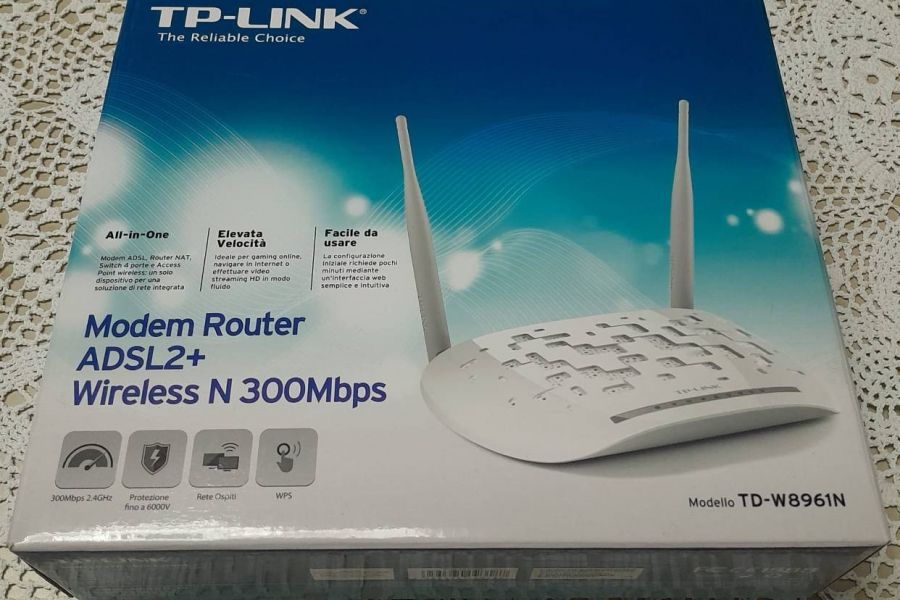 TP-LINK Modem Router ADSL2+ Wireless N 300Mbps zu verschenken - Bild 1