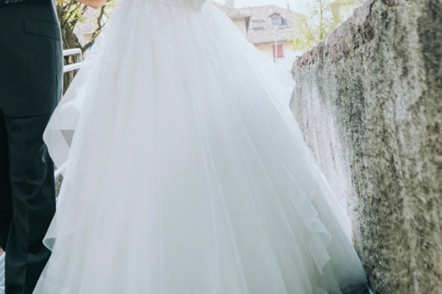 Verkaufe mein Hochzeitskleid - Bild 4