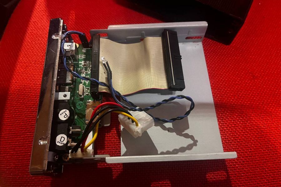 Externes Festplattengehäuse für alle Festplatten mit USB Anschluus - Bild 3