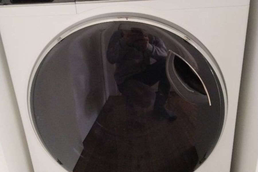 Haier HWD80 Wasch Trocken Maschine - Bild 1