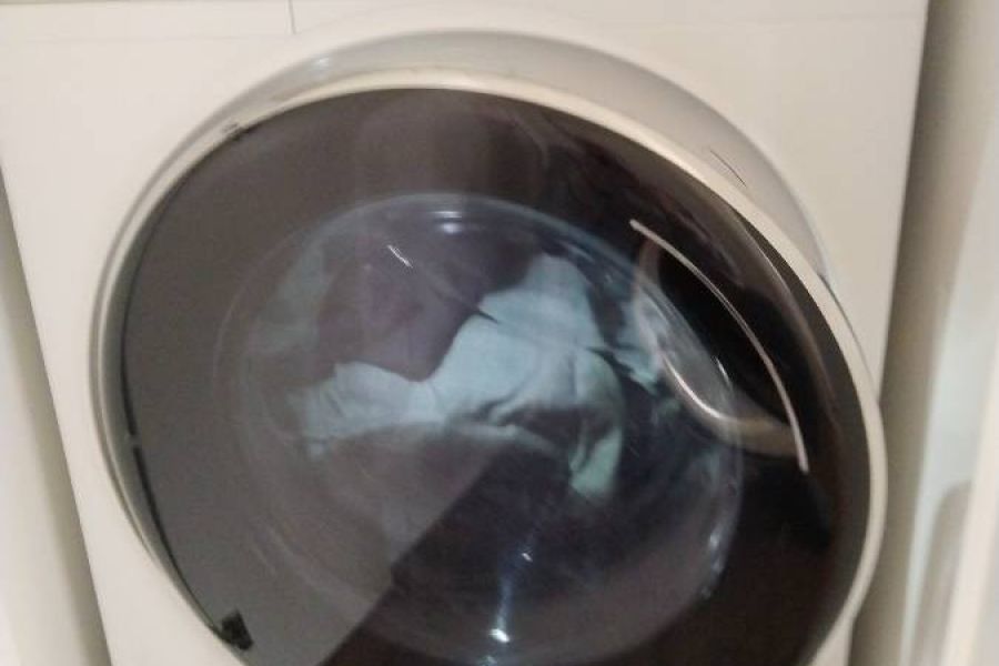 Haier HWD80 Wasch Trocken Maschine - Bild 2