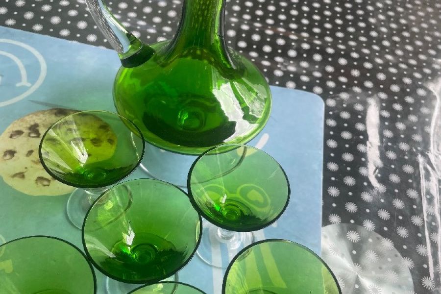 Kleine Kirafe mit 6 Gläsern zuverkaufen - Bild 3