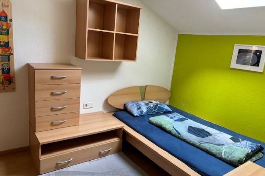Kinderzimmer- /Jugendzimmereinrichtung - Bild 2
