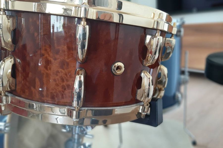 Schlagzeuger aufgepasst! Komplettes Drumset mit Hingucker - Bild 3