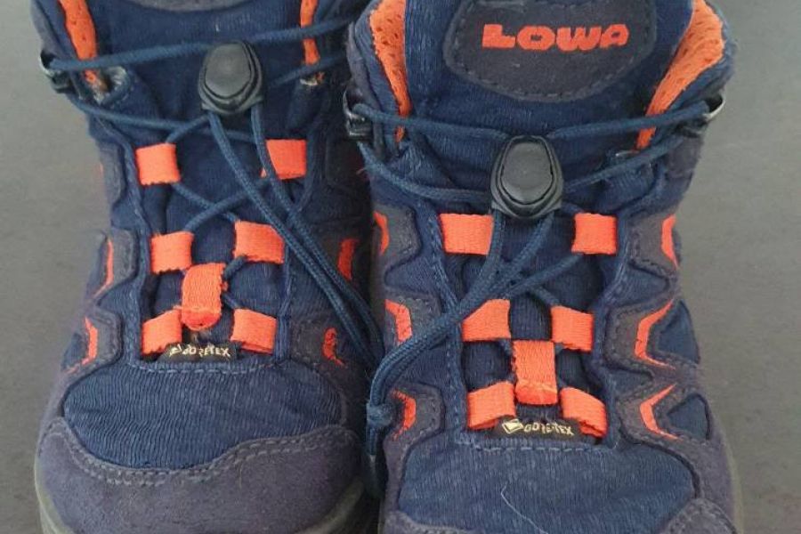 Bergschuhe Gr. 27 Marke L*wa zu verkaufen - Bild 1