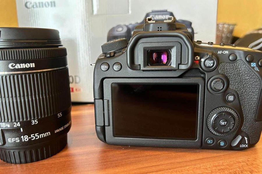2x Canon EOS 90D - Bild 2
