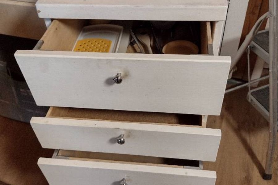 Kleiner Küchenblock mit 2 Ceranfeldern - Bild 2