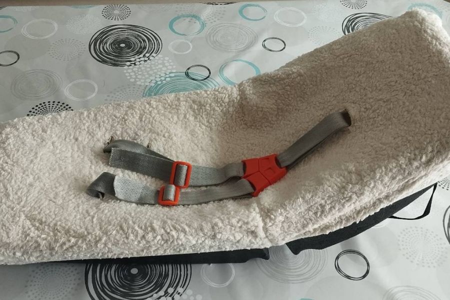 Babyschale für Fahrradanhänger von Weber - Bild 1