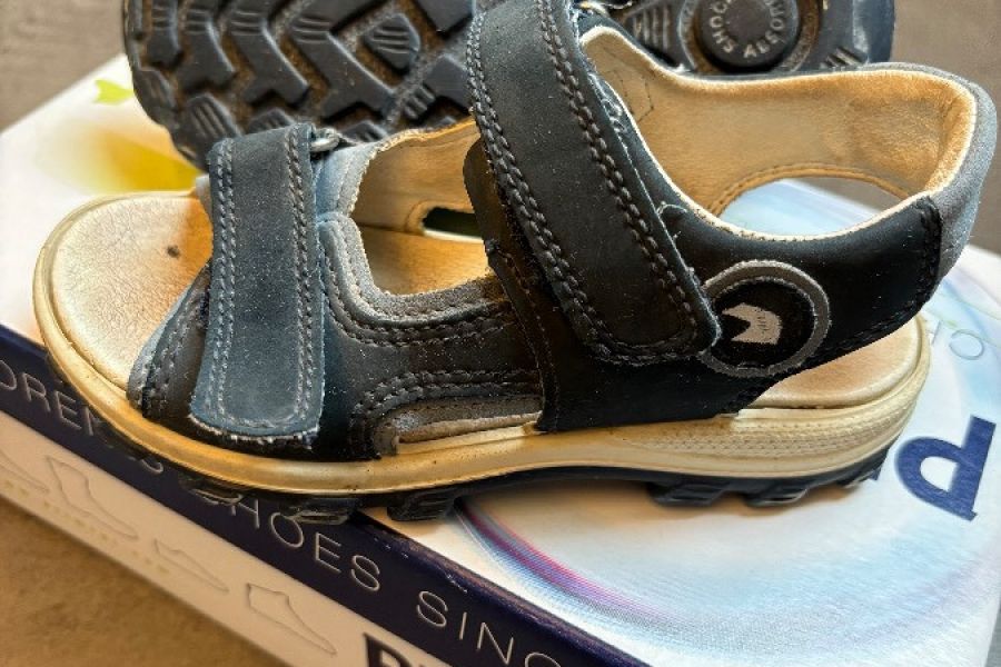 Sandalen Gr 29 - Bild 1