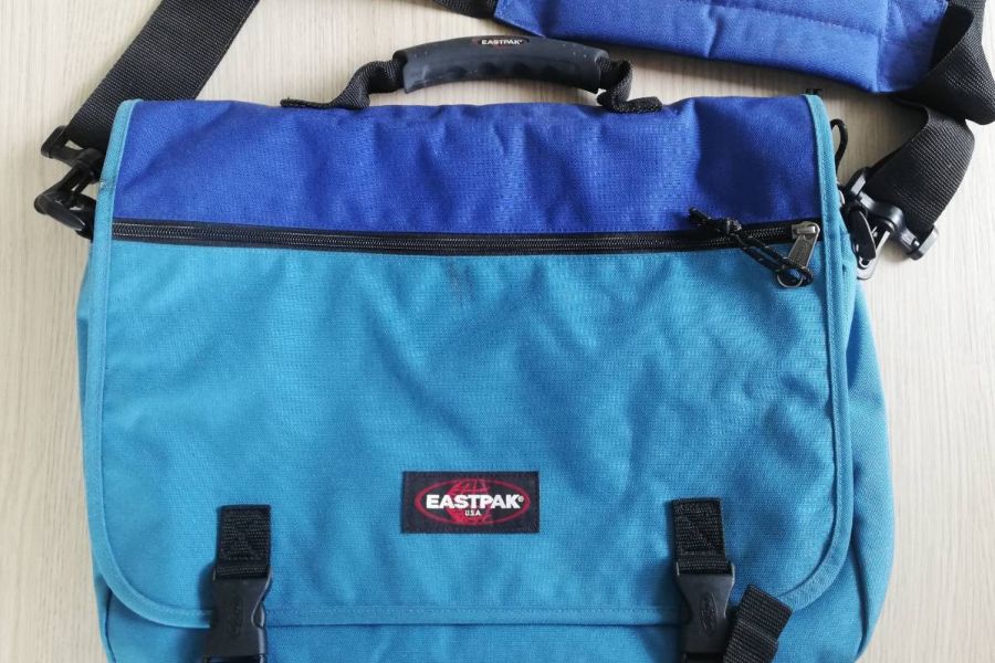 Eastpak Laptoptasche 17'' - Bild 1