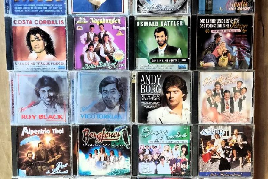 CDs und Musikkassetten, hauptsächlich volkstümliche Musik - Bild 2