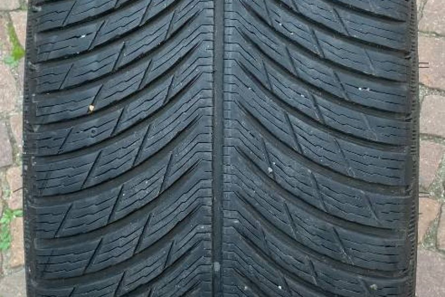 Satz Winterreifen Michelin 255/35-R20 97W - Bild 4