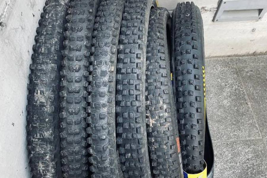 MTB DH Reifen - Bild 1
