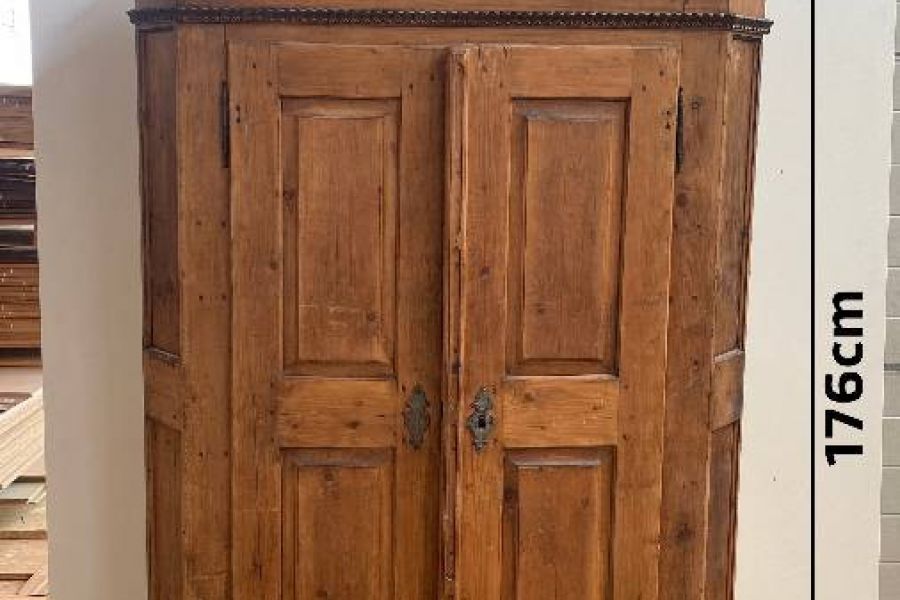Antiker Schrank aus Zirm & Fichte - Bild 5