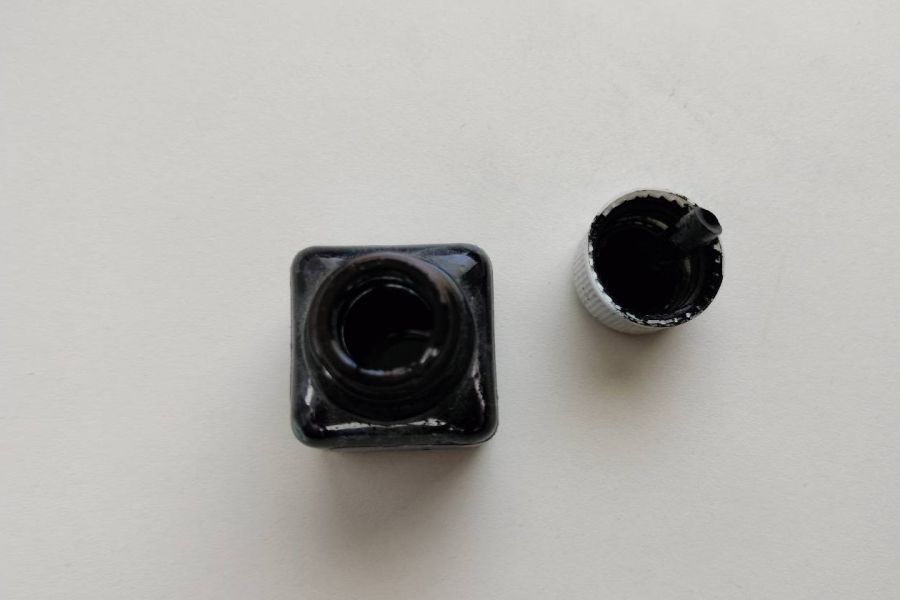Verkaufe schwarze Tinte - Bild 3