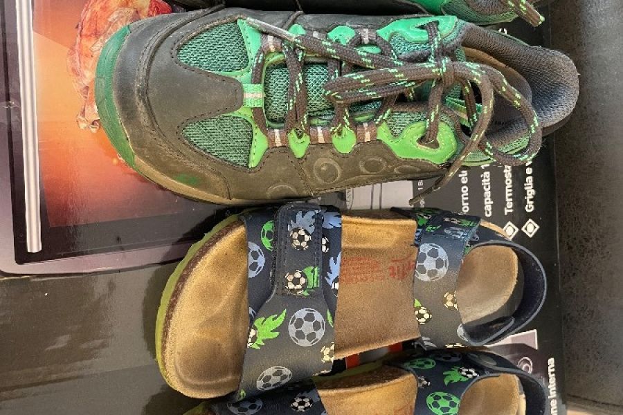 2 Paar Schuhe Größe 29 - Bild 1