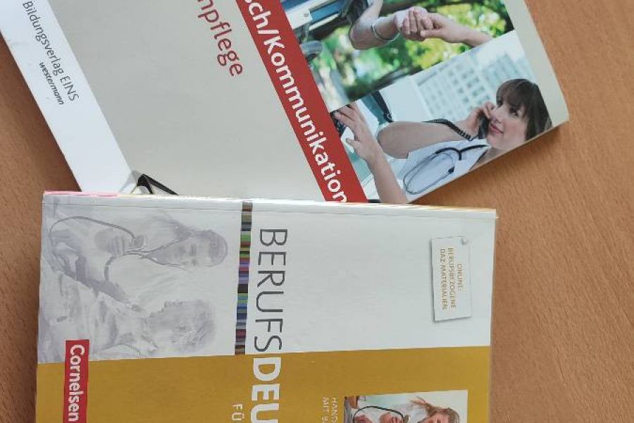 Schulbücher - Bild 1