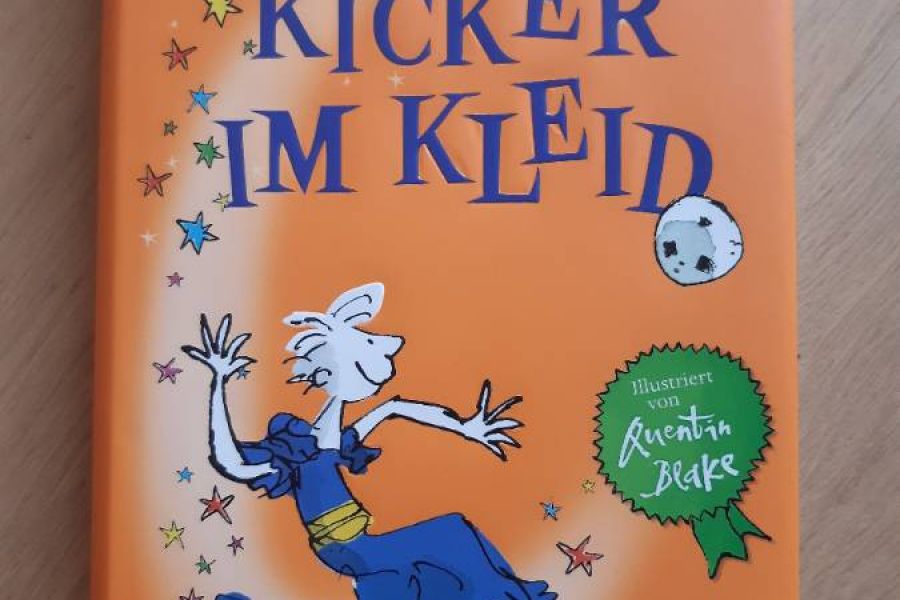 Buch: "Kicker im Kleid" von David Walliams - Bild 1