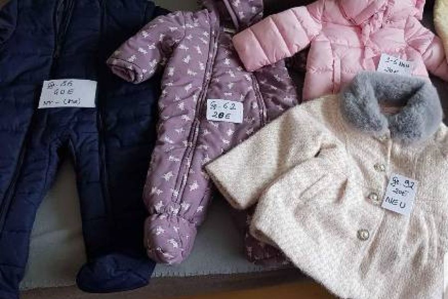 Kinderjacken und wintertutas - Bild 2
