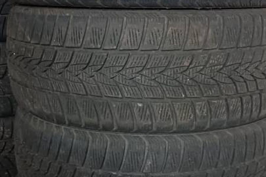 Winterreifen zu verkaufen bis 240 stundenkilometer zugelassen. - Bild 2