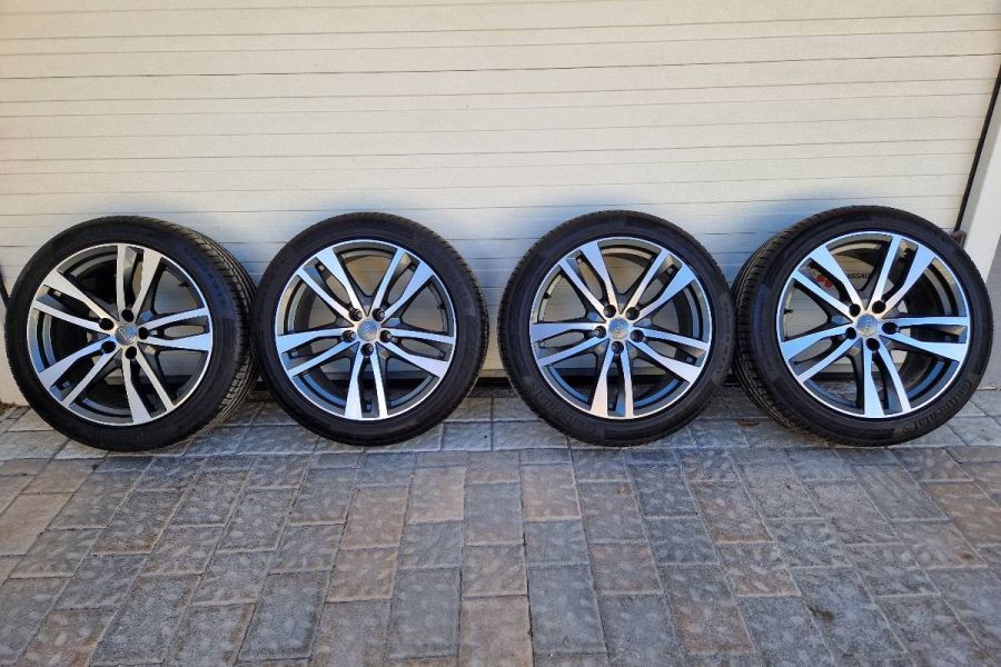 Originale Audi A6 Klompletträder 19" Sommer - Bild 1