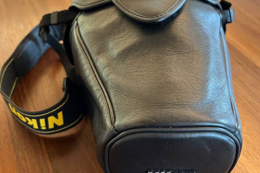 Verkaufe Spiegelreflexkamera NIKON D90 mit Objektiv NIKON 18 - 200 mm - Bild 3