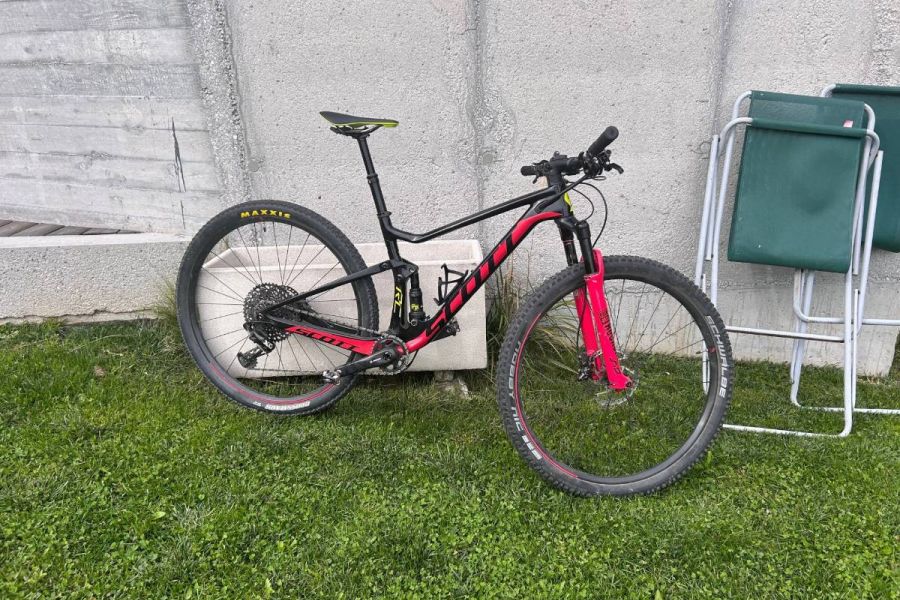 Contessa Spark RC900 - Bild 1