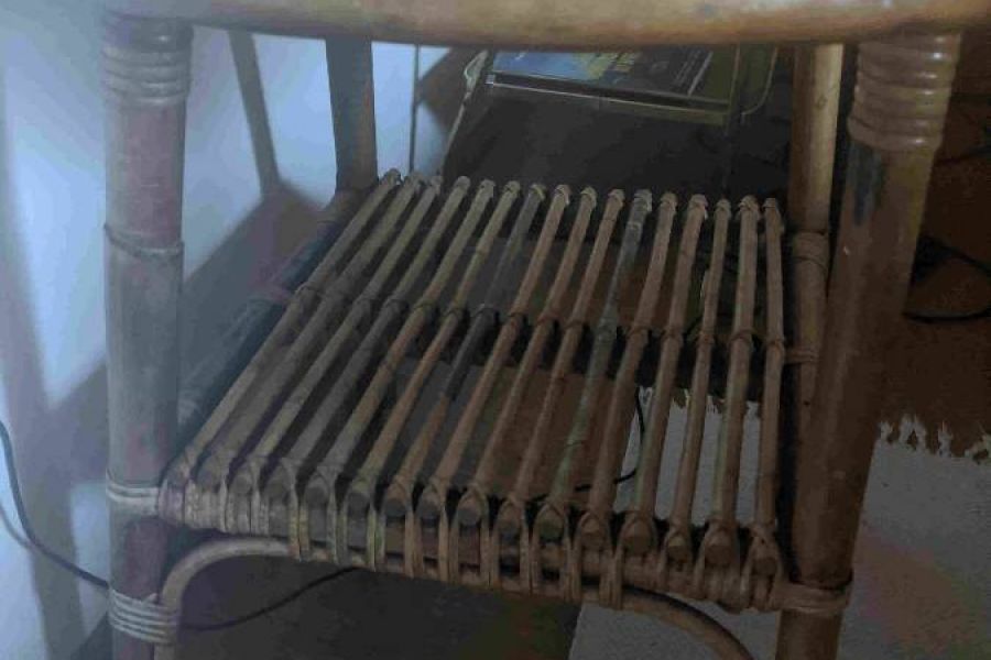 Rattenmöbel Kinderbett Tische Wandablage - sehr guter Zustand - Bild 4