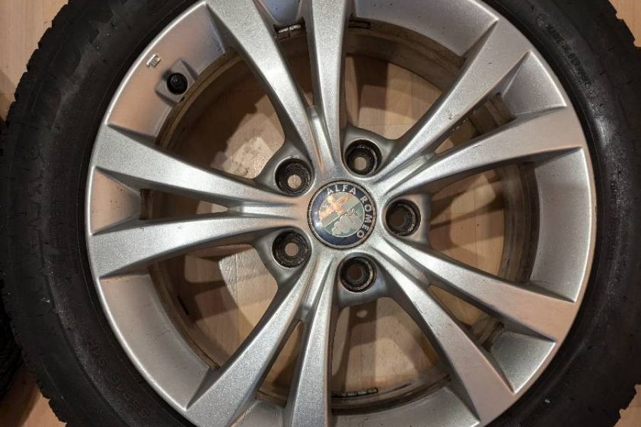 Winterreifen 205/55 R16 91H samt original Alfa Romeo Alufelgen - Bild 3