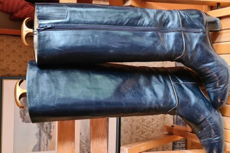 3 Paar Stiefel Gr. 38 samt Spanner - Bild 2