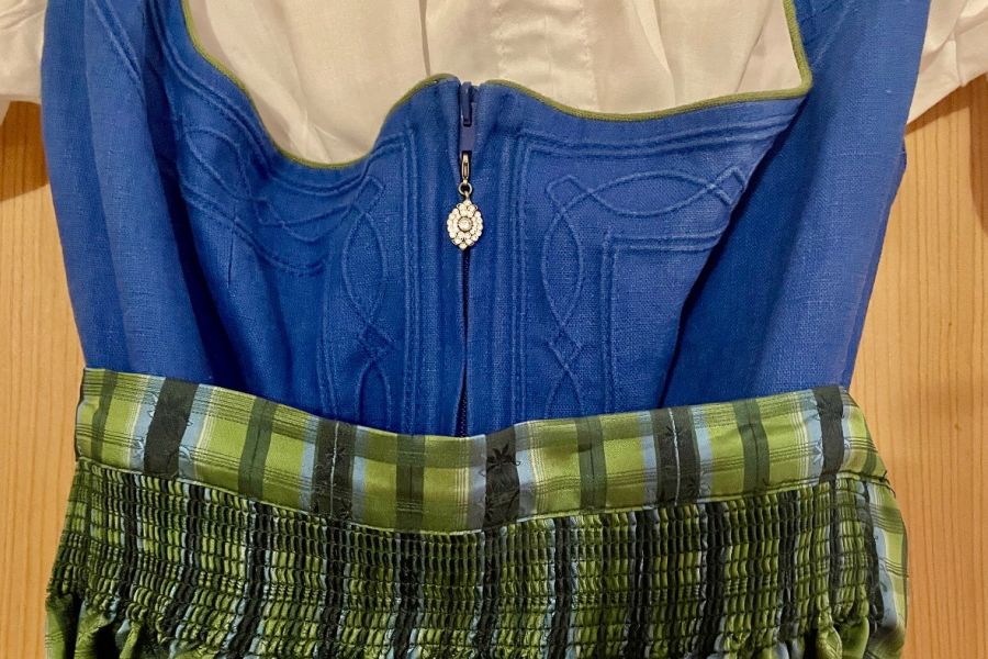 Neues Dirndl Schöneberger - Bild 1