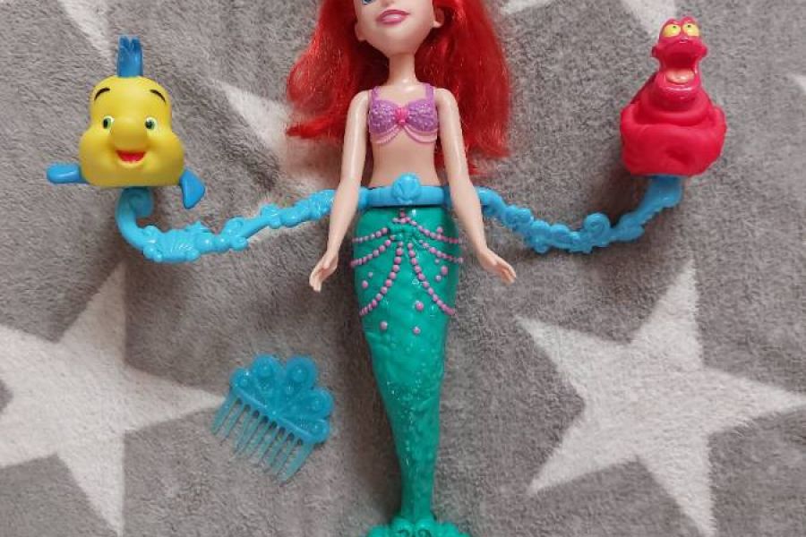 Barbie und Zubehör - Bild 2