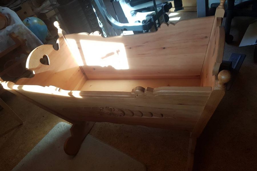 Wiege aus Zirmholz - Bild 3