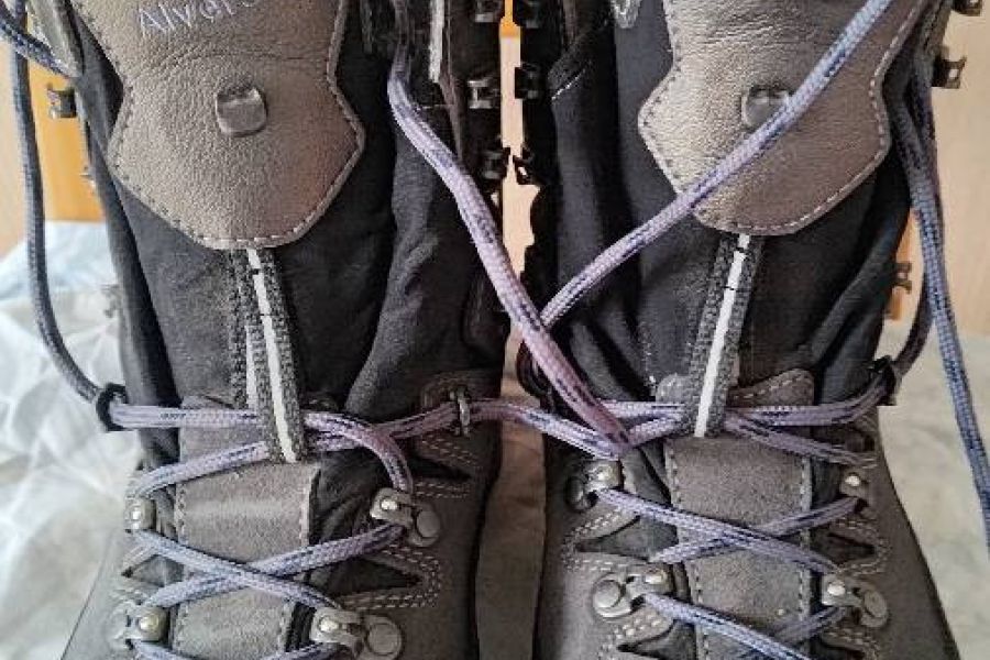 Wanderschuhe - Bild 1