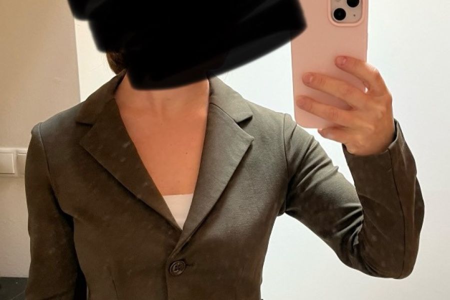 Blazer Imperial, Gr. XS in den Farben schwarz und olivgrün - Bild 2