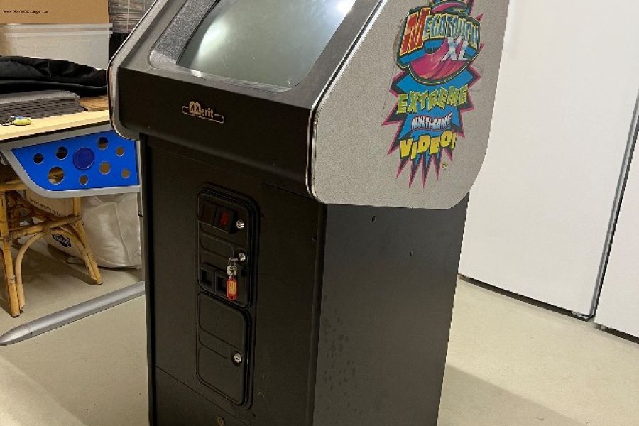 Merit Megatouch XL - Spielautomat - Bild 1