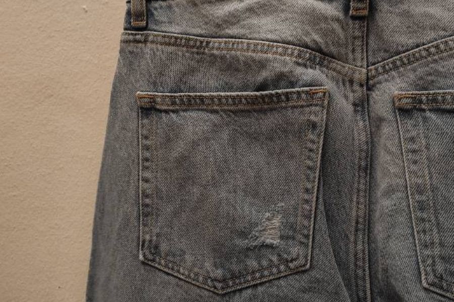 Jeans Hosen WIE NEU zu verkaufen - Bild 2