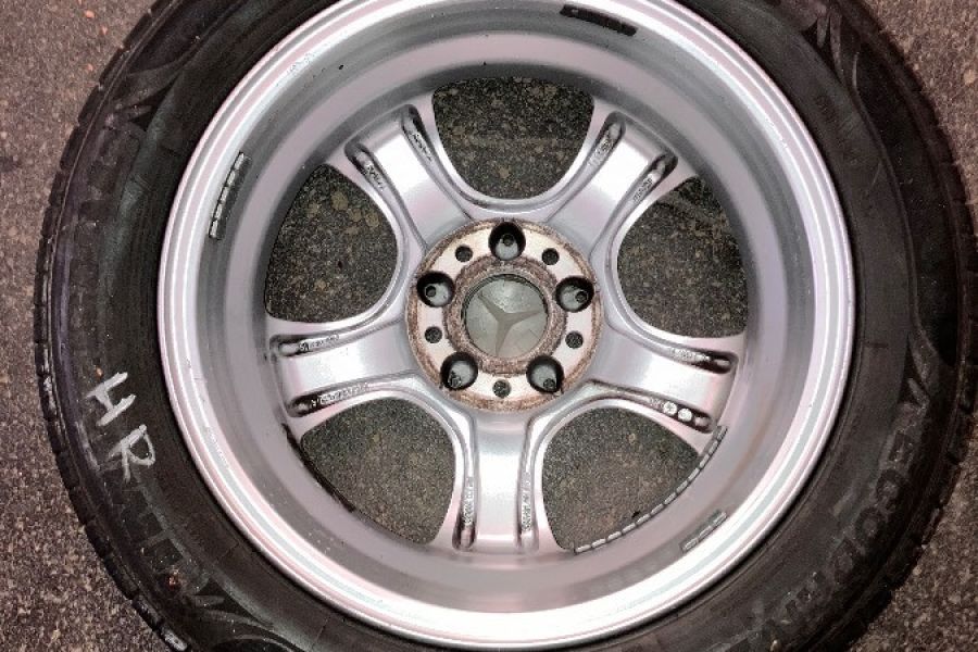 Mercedes Aluminium felgen mit sommerreifen - Bild 3