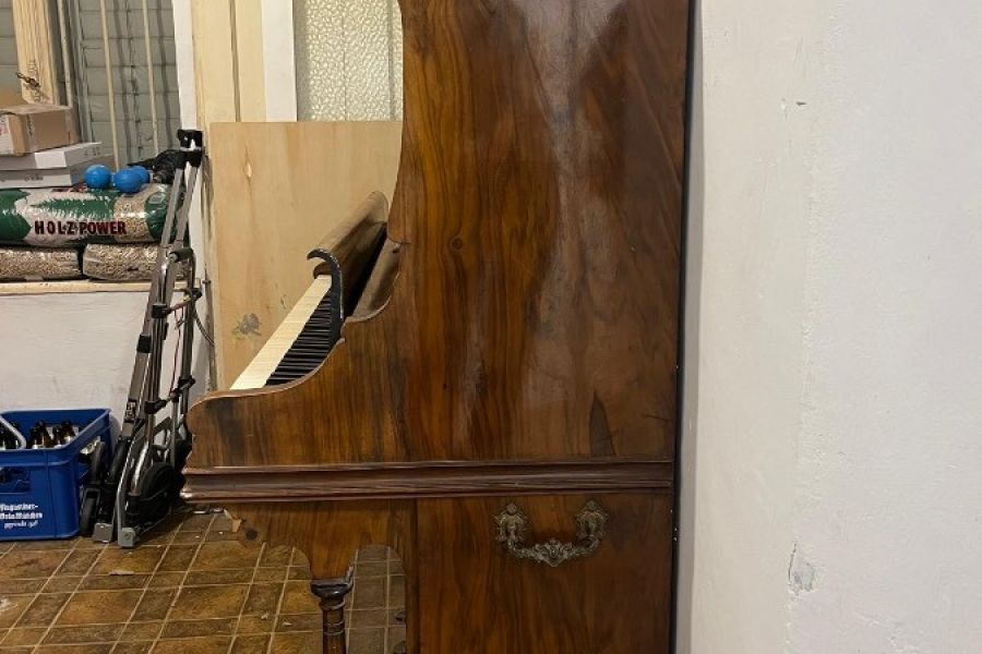 Antikes Klavier (vor 1919) - Bild 2