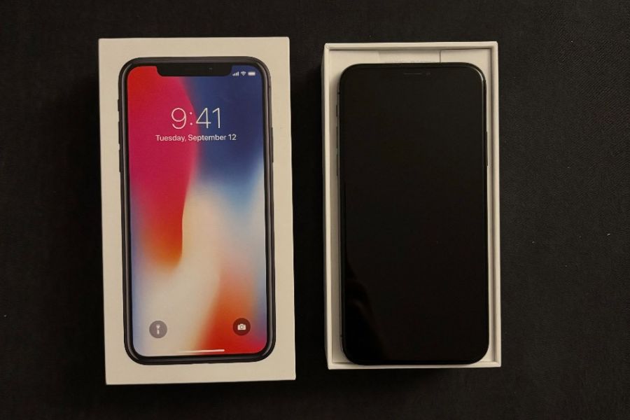 IPhone X 64 GB zu Verkaufen - Bild 1