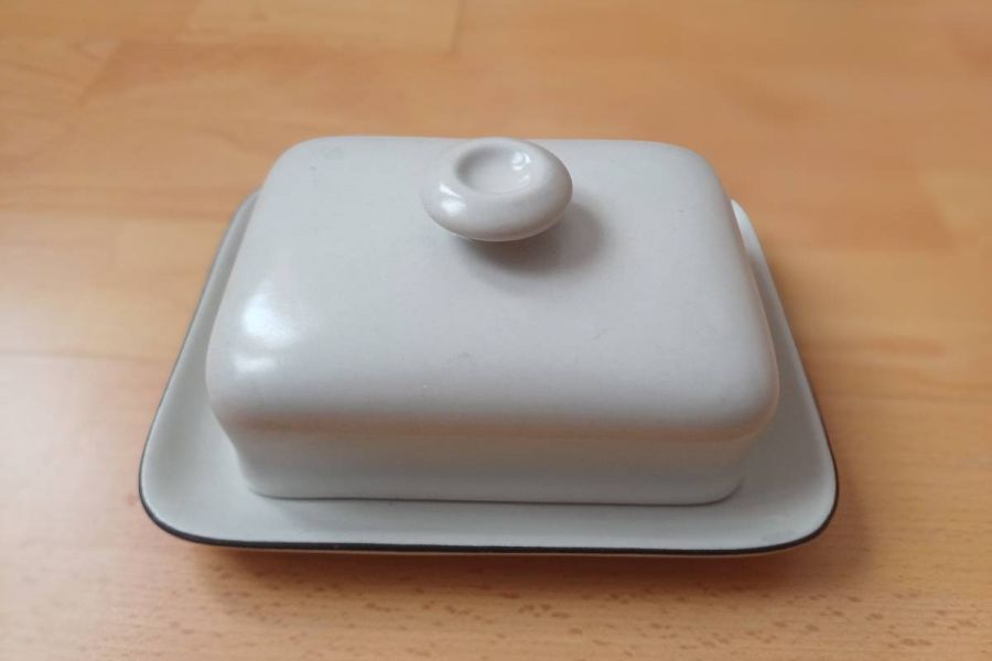 Butterdose vintage Mancioli Rusticana aus weißen Porzellan - Bild 2