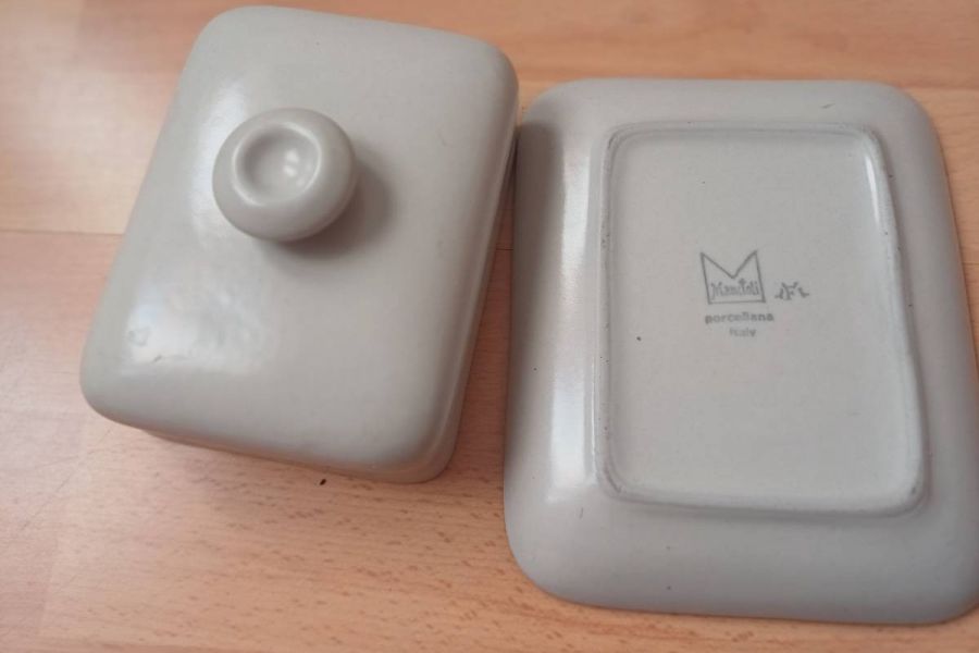 Butterdose vintage Mancioli Rusticana aus weißen Porzellan - Bild 3