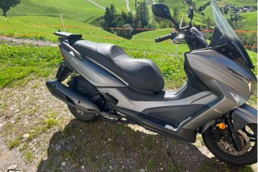 Scooter Kymco X-Town 300i - Bild 4