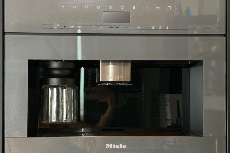 Miele Einbau-Kaffeevollautomat - Bild 1