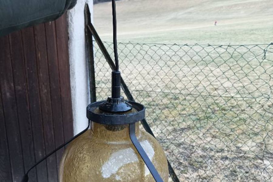 Alte schmiedeeiserne Lampe - Bild 1