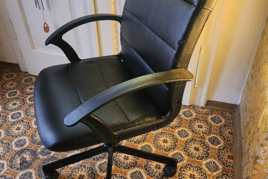 Bürostuhl, gepolster, schwarz, guter Zustand - Bild 2